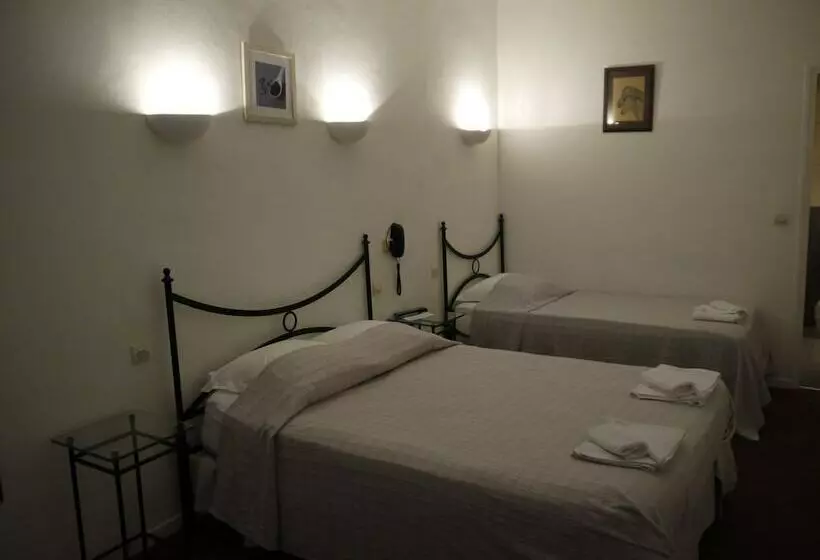 اتاق استاندارد سه نفره, Hôtel Du Portalet