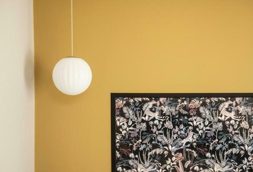 スタンダードルーム, Paris La Fayette