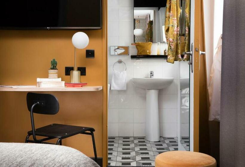 スーペリアールーム, Paris La Fayette