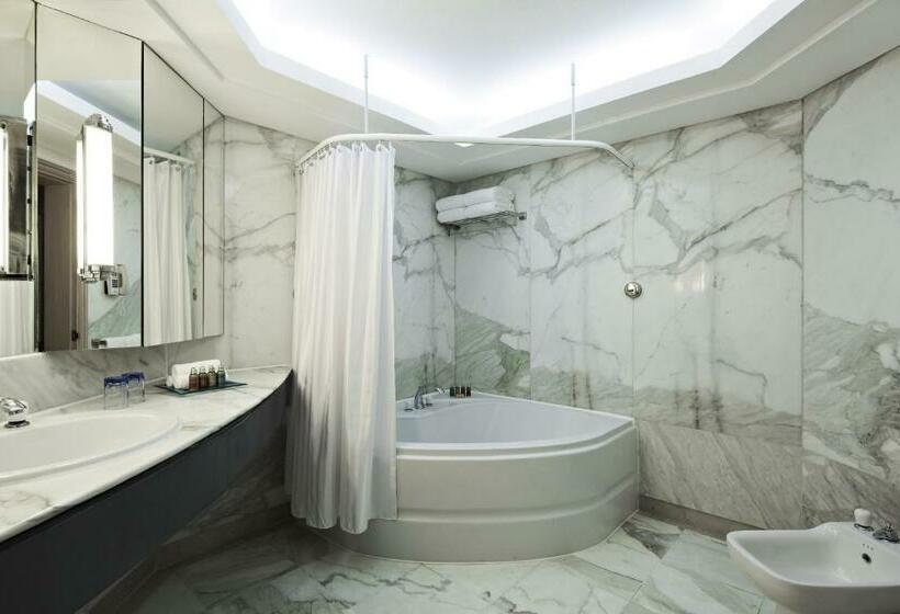 سوئیت پرزیدنت, Hurghada Marriott Beach Resort