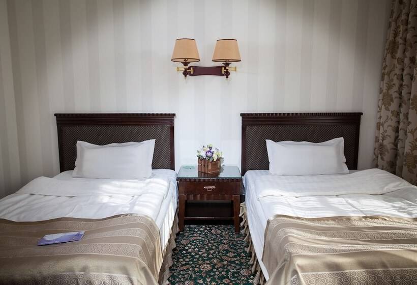 اتاق استاندارد با چشمانداز شهر, London