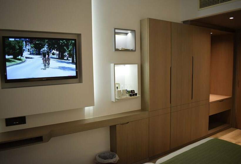 Номер Стандарт, Minos Mare