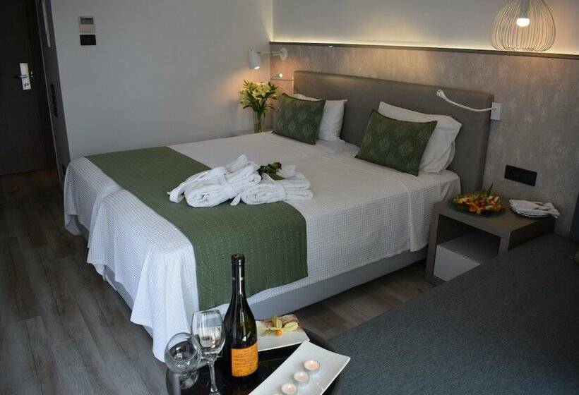 Номер Стандарт, Minos Mare