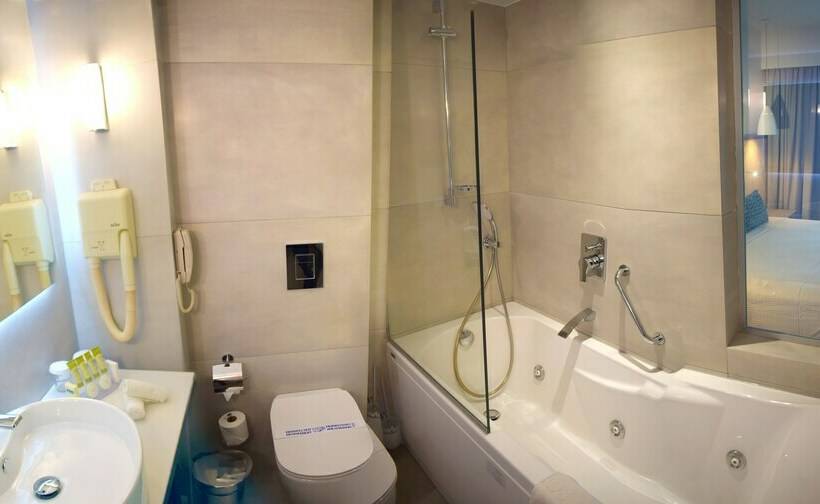 Quarto Estandar, Minos Mare
