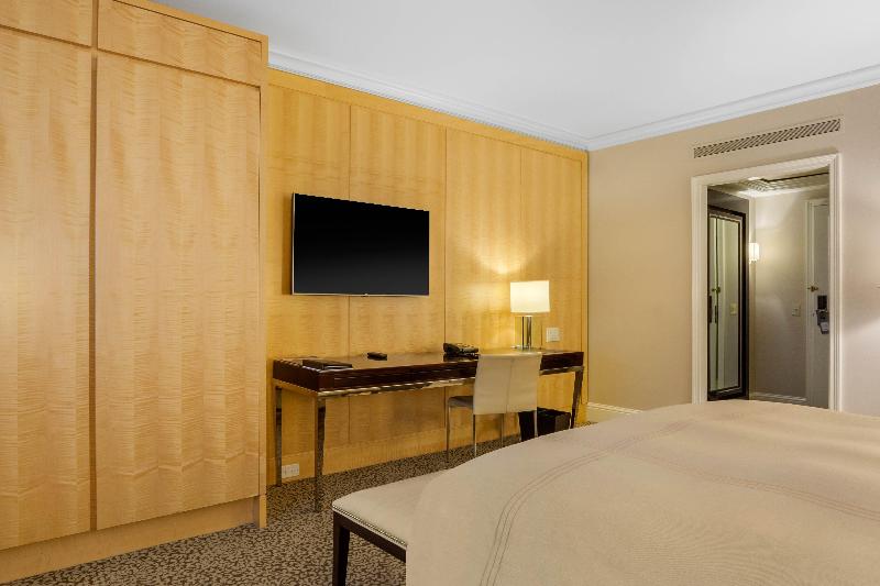 프리미엄 룸 도시 전망, Omni Berkshire Place