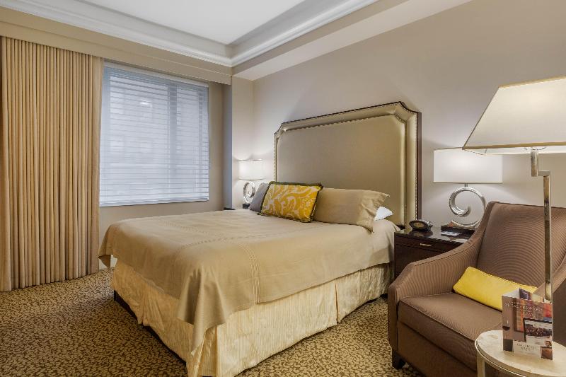 프리미엄 룸 도시 전망, Omni Berkshire Place