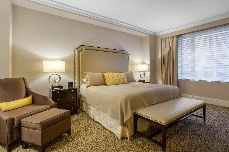 프리미엄 룸 도시 전망, Omni Berkshire Place