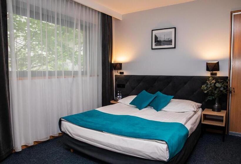 スタンダードルーム, Pod Wawelem