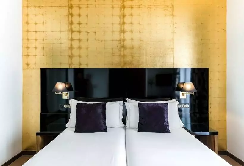 اتاق استاندارد, Room Mate Leo