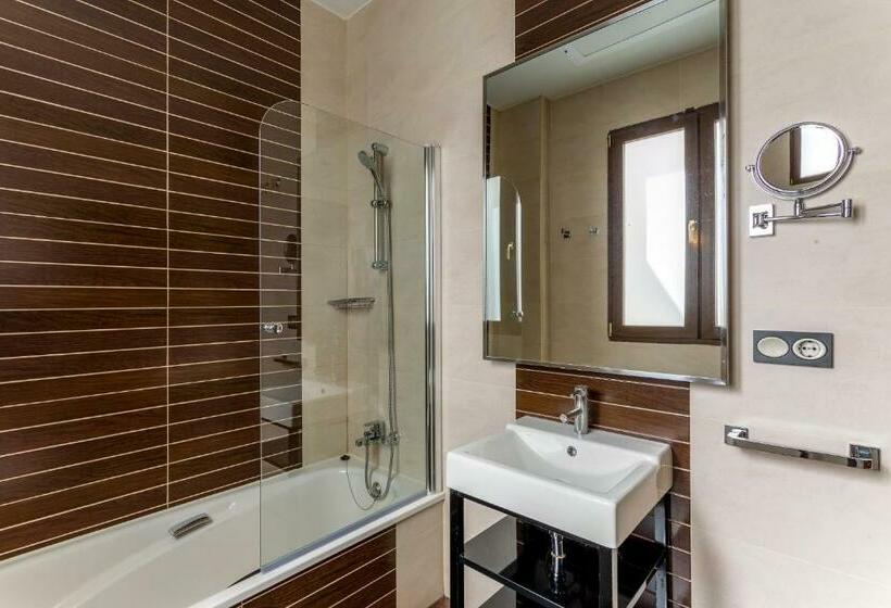 Standardrum med Terrass, Room Mate Leo