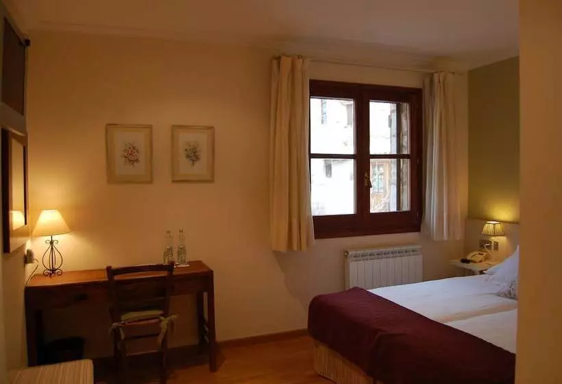 Standard-huone, Siuranella