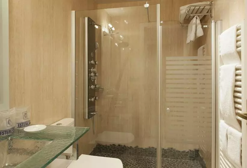 Standard-huone, Siuranella
