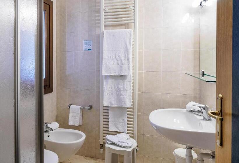 ファミリールーム, Santanton