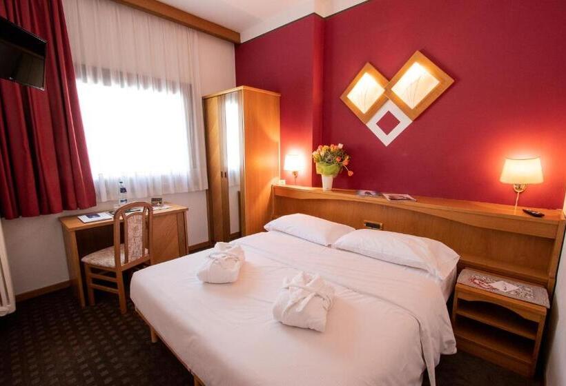 スタンダードルーム, Santanton