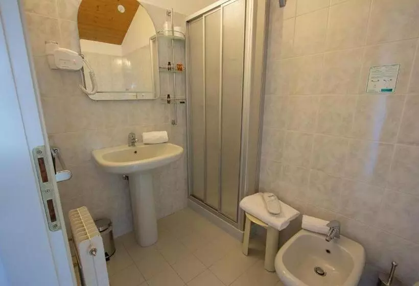 اتاق استاندارد چهار تخته, Santanton