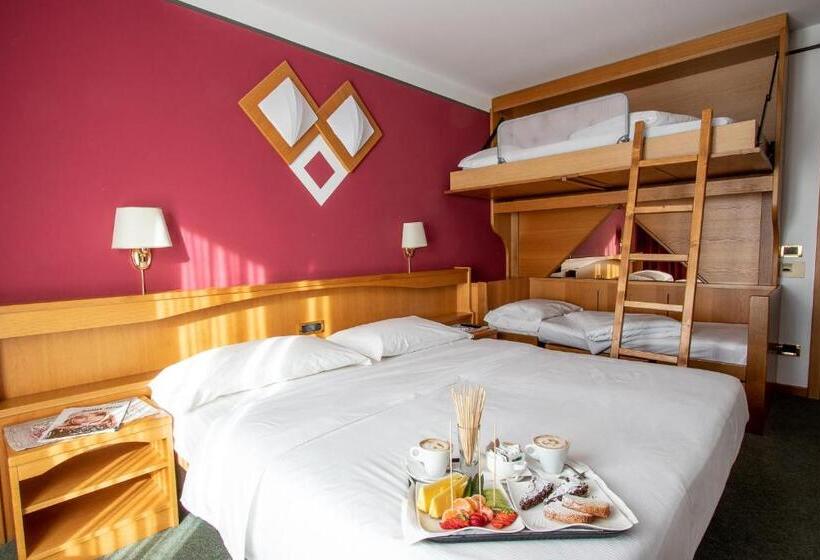 スタンダード４人部屋, Santanton