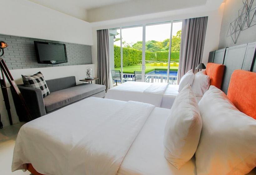 디럭스 룸, Sugar Marina Hotel   Art   Karon Beach   Sha Plus