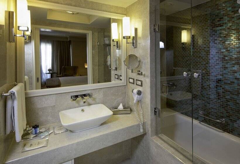 デラックスルーム, Titanic City Taksim