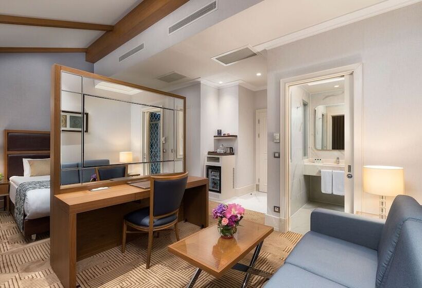 エクゼクティブルーム, Titanic City Taksim