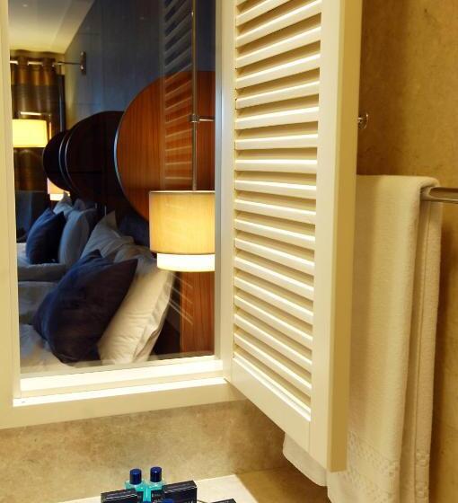 ファミリールーム, Titanic City Taksim