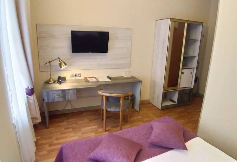 חדר סטנדרט, Vera