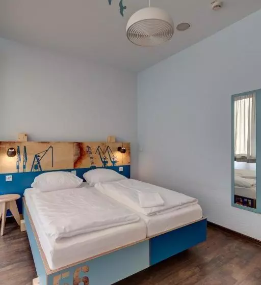 Standard-huone, Meininger Hotel Hamburg City Center