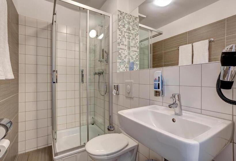 标准三人间, Meininger Hotel Hamburg City Center