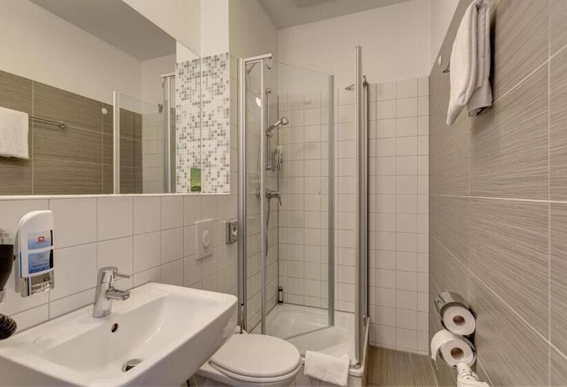 四人标准间, Meininger Hotel Hamburg City Center