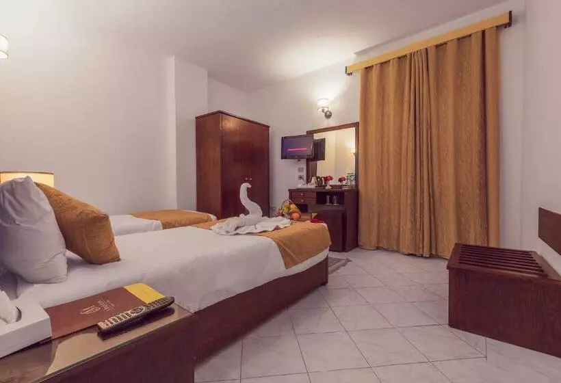 اتاق اکونومی, Minamark Beach Resort For Families And Couples Only