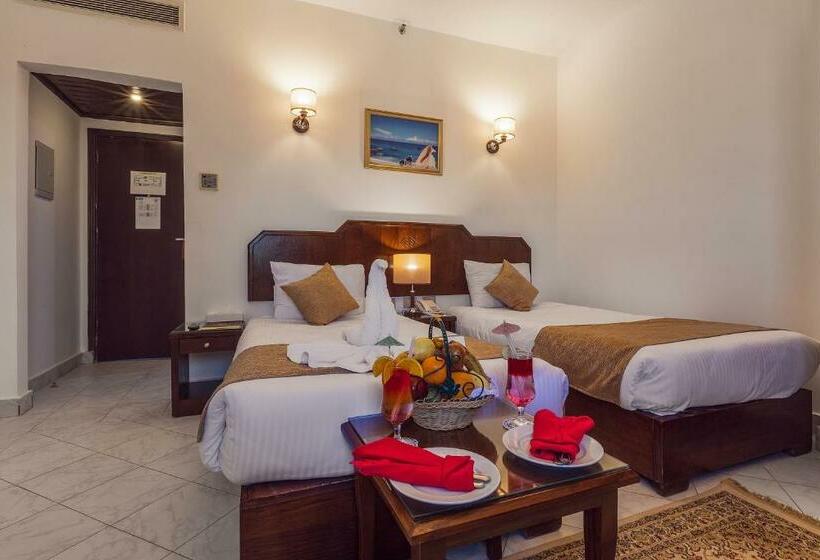 اتاق اکونومی, Minamark Beach Resort For Families And Couples Only