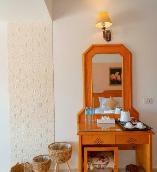 اتاق سوپریور سه تخته, Minamark Beach Resort For Families And Couples Only