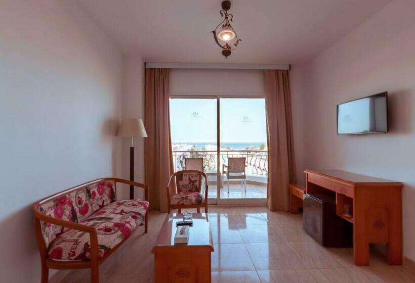 اتاق سوپریور سه تخته, Minamark Beach Resort For Families And Couples Only