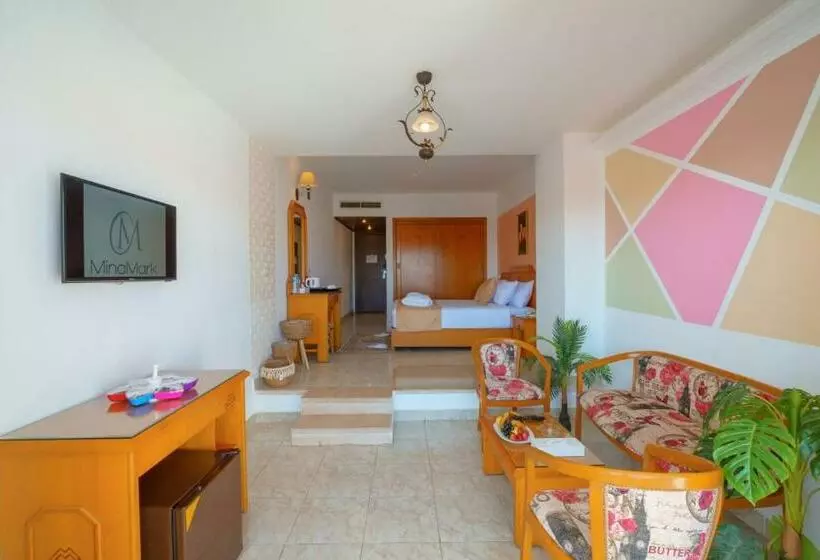 اتاق سوپریور سه تخته, Minamark Beach Resort For Families And Couples Only