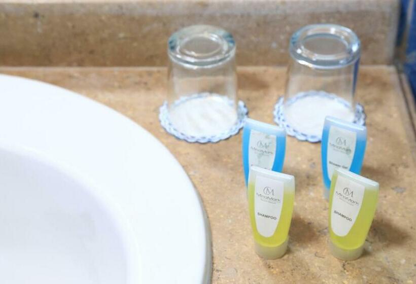 اتاق سوپریور سه تخته, Minamark Beach Resort For Families And Couples Only