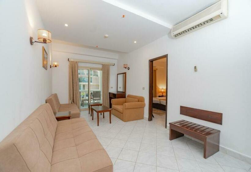 اتاق خانوادگی, Minamark Beach Resort For Families And Couples Only