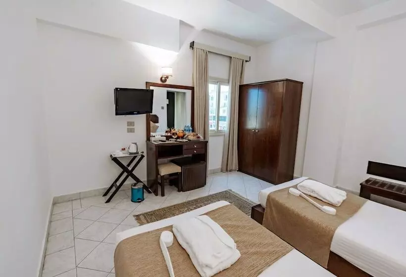 اتاق اکونومی, Minamark Beach Resort For Families And Couples Only