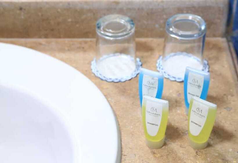 اتاق خانوادگی, Minamark Beach Resort For Families And Couples Only