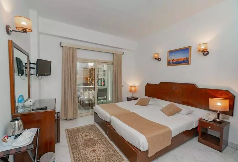 اتاق خانوادگی, Minamark Beach Resort For Families And Couples Only