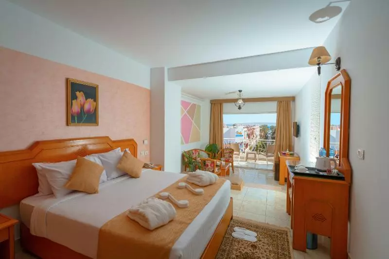 اتاق سوپریور با چشمانداز دریا, Minamark Beach Resort For Families And Couples Only