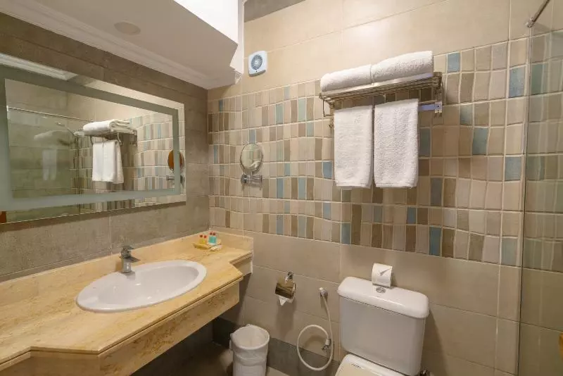 اتاق سوپریور با چشمانداز دریا, Minamark Beach Resort For Families And Couples Only