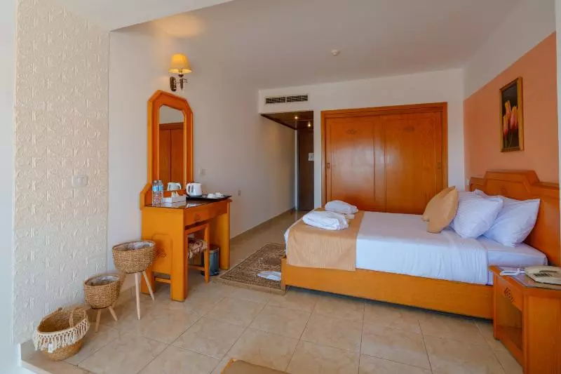 اتاق سوپریور با چشمانداز دریا, Minamark Beach Resort For Families And Couples Only