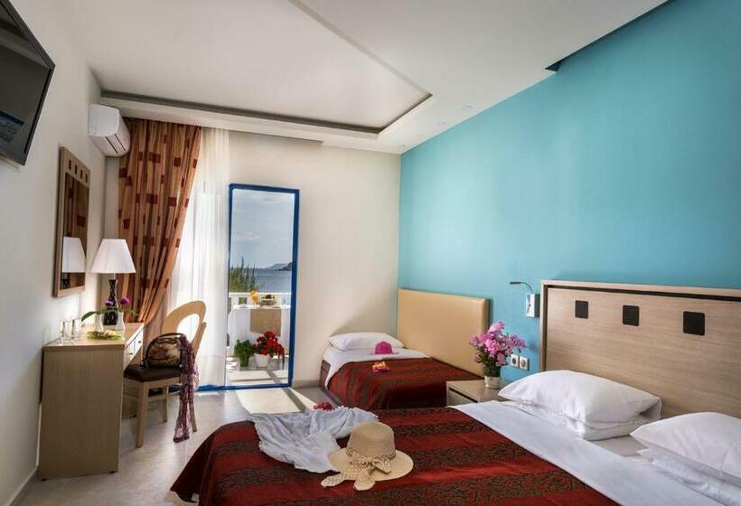 스탠다드 트리플 룸, Porto Koufo