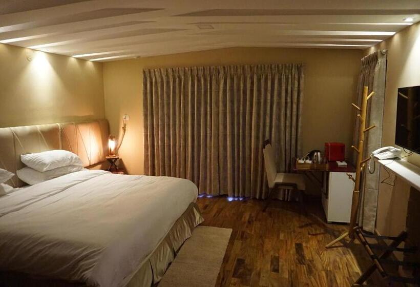 غرفة قياسية سرير كينج, Cottages By The Creek