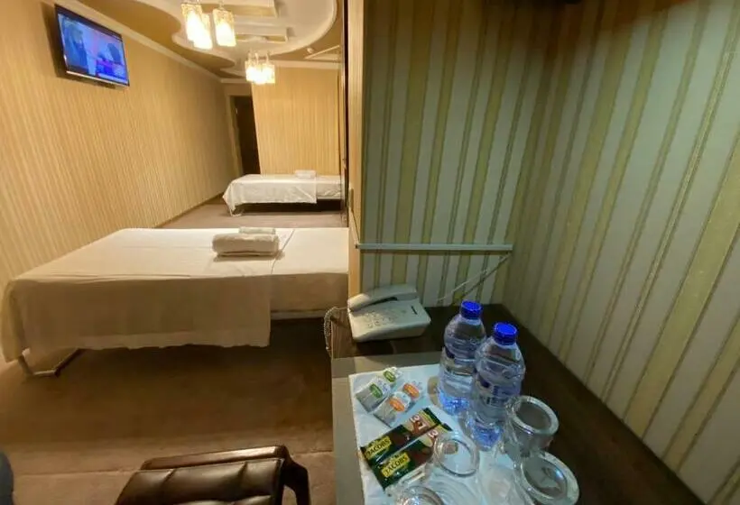 Habitació Estàndard, Budget Hostel