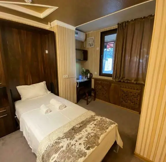 Habitació Estàndard, Budget Hostel