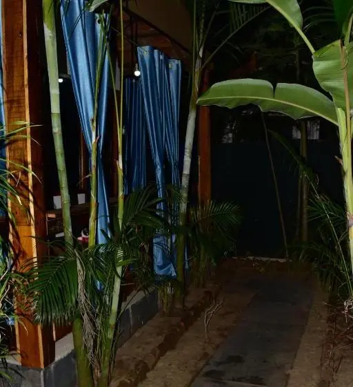Pokój Standard, Hare S Bar And Restaurant