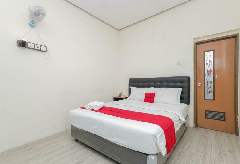 Cameră Standard, Reddoorz At Wr Supratman Batu