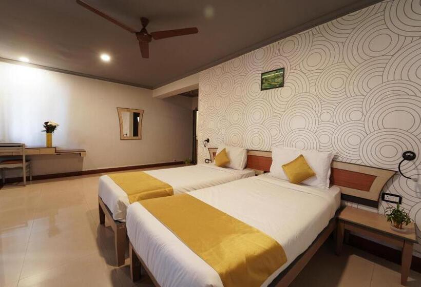 חדר סטנדרט, The Treat