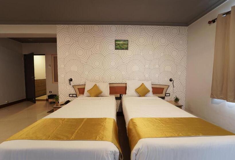 חדר סטנדרט, The Treat