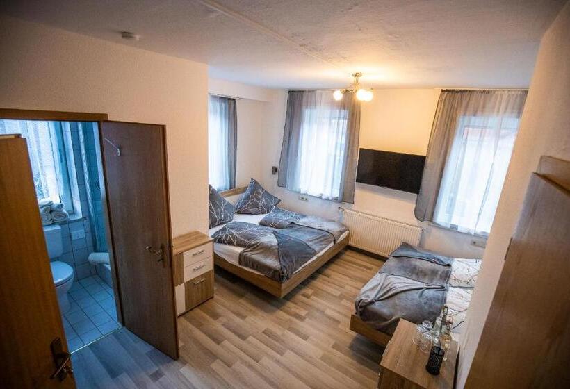 经典四人房间, Dorfwirt Pfronten